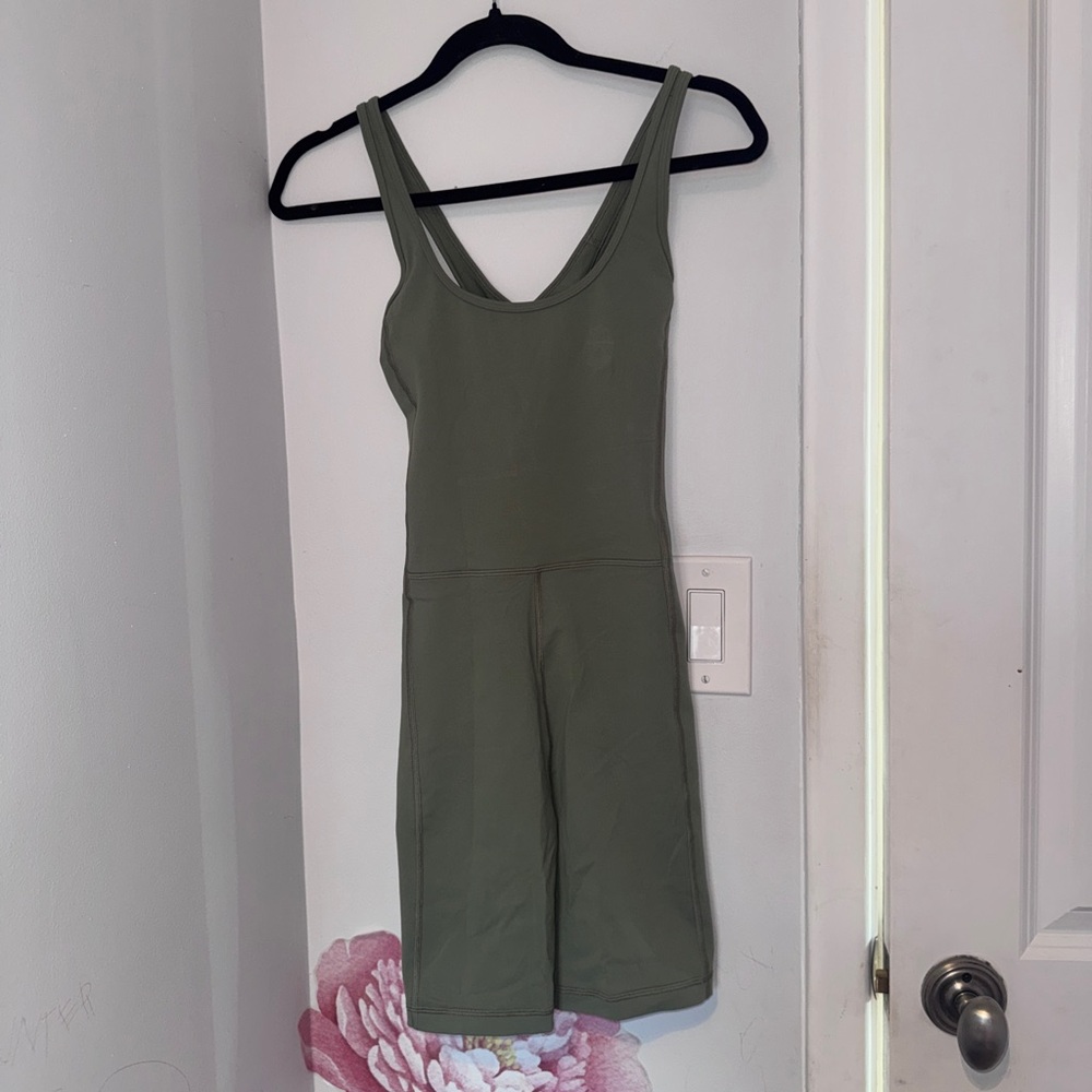 TNAction bodysuit